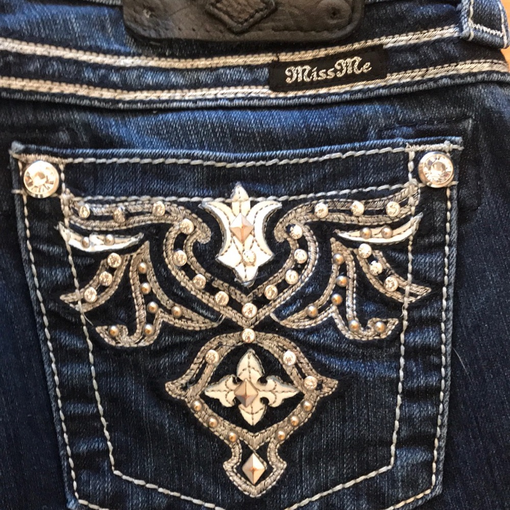 Size 27 miss me skinny jeans